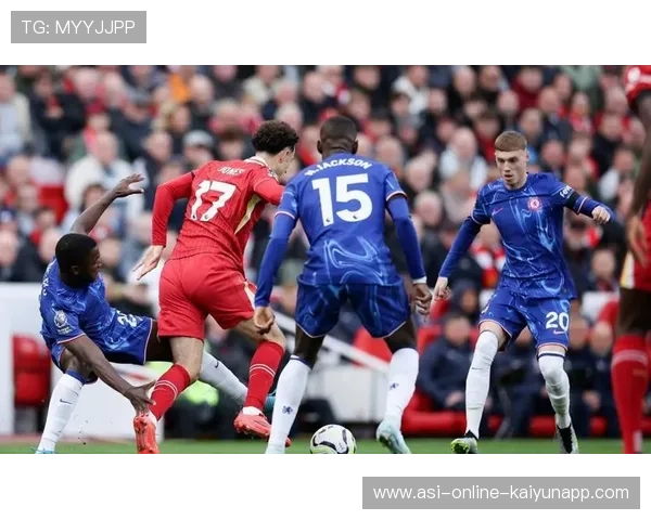 利物浦前场穿插：用节拍找到射门机会的进攻艺术